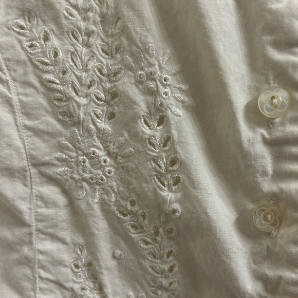 Vintage White Sleeveless Tie-Front Button Vest - Picture 5 of 5